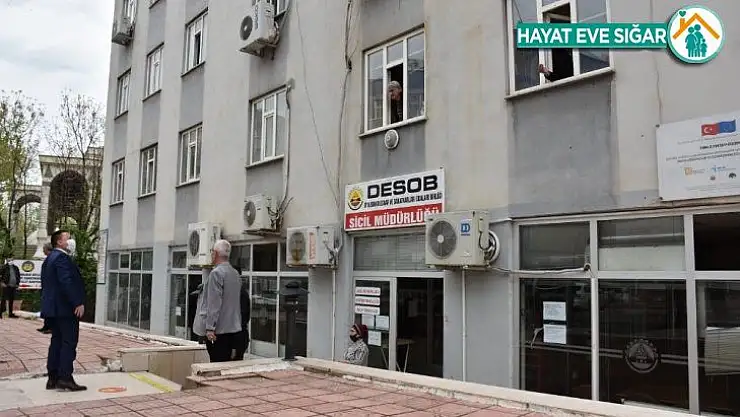 Başkan Beyoğlu asfalt çalışmalarını denetledi
