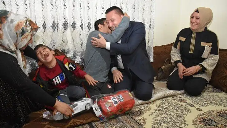 Başkan Beyoğlu, ev ziyaretlerine devam ediyor