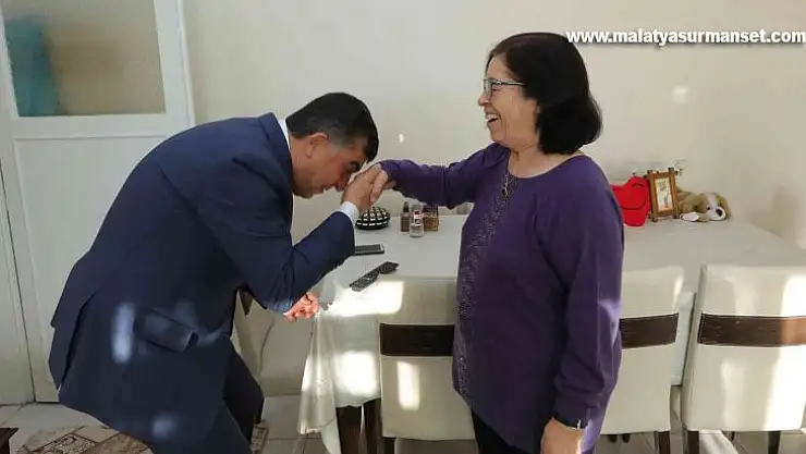 Başkan Fadıloğlu, öğretmenlerini unutmadı