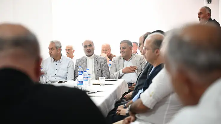 Başkan Gök'ten Aşure İkramında Güçlü Dayanışma Vurgusu