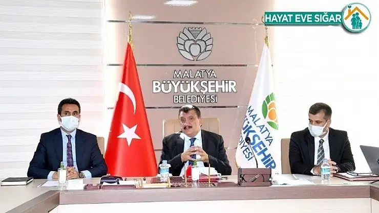 Başkan Gürkan'dan tabela hassasiyeti