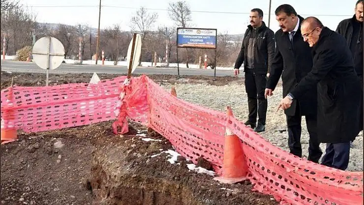 Başkan Gürkan doğu kanalizasyon hattı çalışmasını inceledi