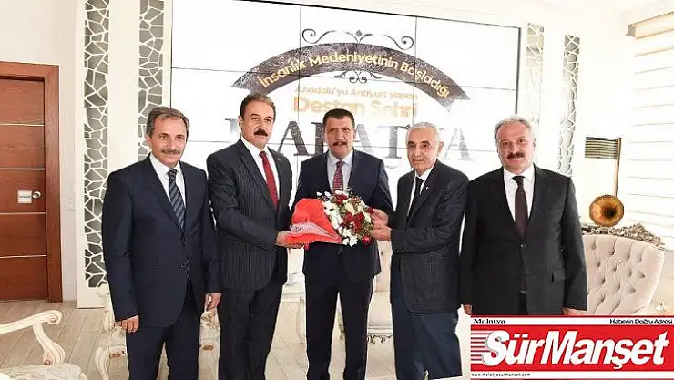 Başkan Gürkan, esnafları makamında ağırladı