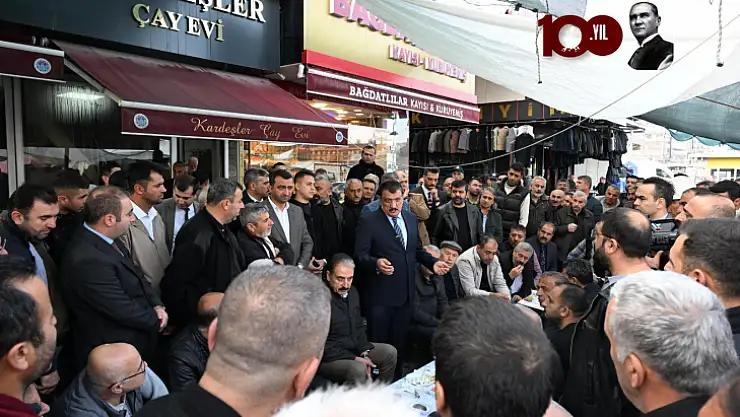 Başkan Gürkan Mısır Çarşısı Esnafıyla Bir Araya Geldi
