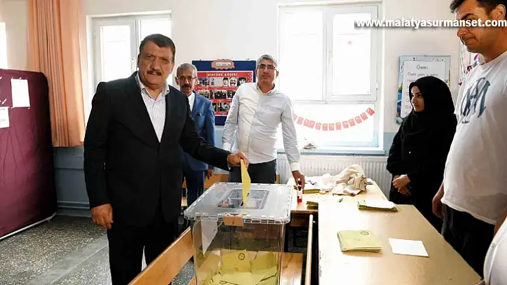 Başkan Gürkan oyunu kullandı