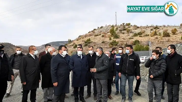 Başkan Gürkan sahadaki personellerle bir araya geldi