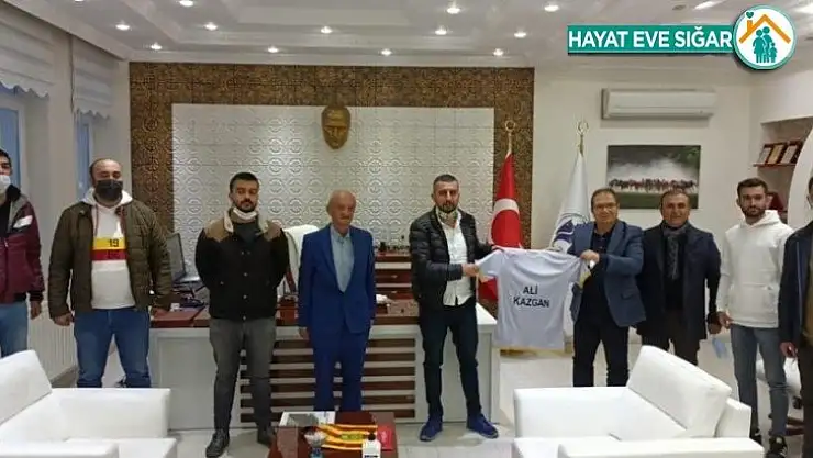 Başkan Kazgan'a Yeni Malatyaspor taraftarlarından ziyaret