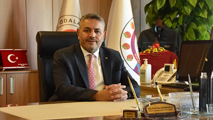 Başkan Sadıkoğlu Cumhuriyetimizin 102. yılı kutlu olsun