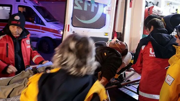 Başkent'te mobilya atölyesinde yangın: 1 ağır yaralı