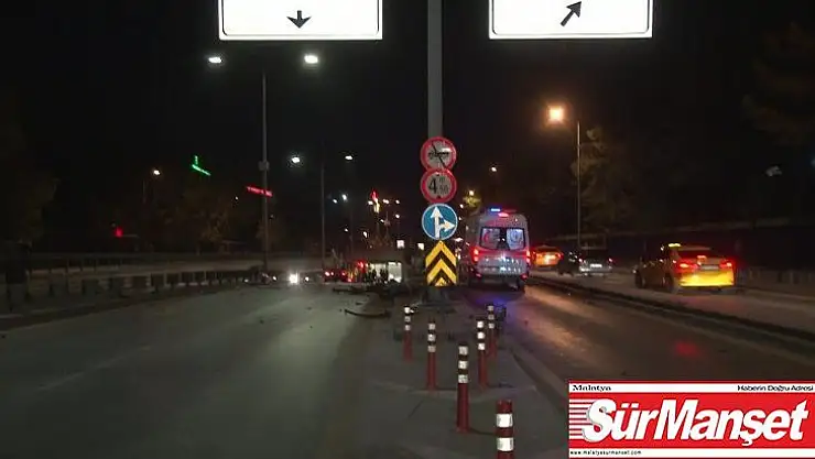 Başkent'te otomobil yön levhasına çarptı: 2 ağır yaralı