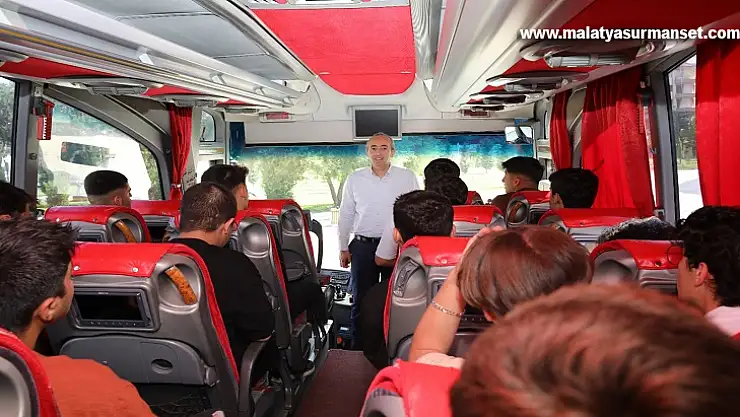 Battalgazi Belediyesi'nden İpek Yolu Gençlik Merkezi'ne Teknolojik Gezi