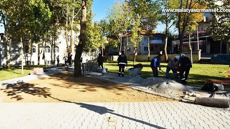 Battalgazi'deki parklarda revize çalışmaları sürüyor