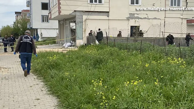 Bayram günü boş arazide erkek cesedi bulundu
