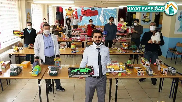 Bayram öncesi yetim çocukları sevindirecekler