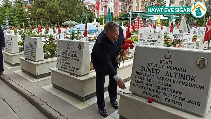 BBP Genel Başkanı Destici şehitliği ziyaret etti