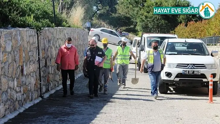 Belediye ekipleri, Yılmaz Özdil'in villasında yıkım çalışmalarına başladı