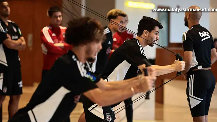 Beşiktaş salonda çalıştı