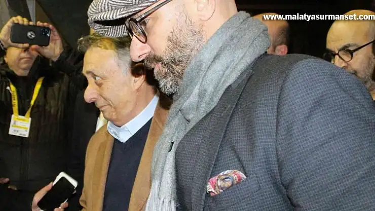 Beşiktaş Yönetimi derbiyi izlemek için stada geldi