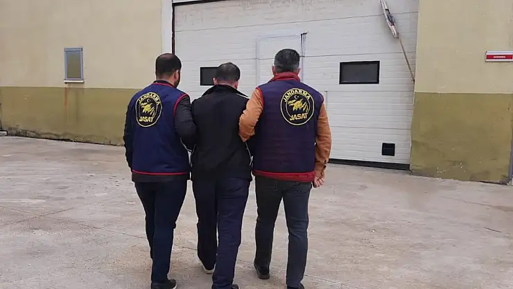 Birçok suçtan araması bulunan firari yakalandı