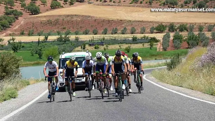 Bisiklet yol şampiyonasında ödüller sahiplerini buldu