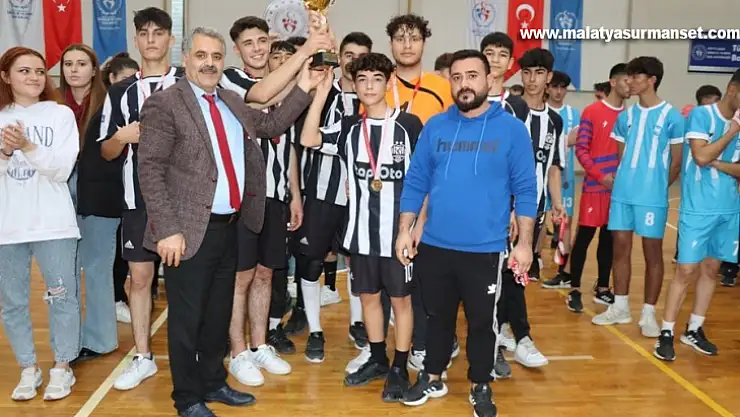 Bölge şampiyonasına katılmak için ter döktüler
