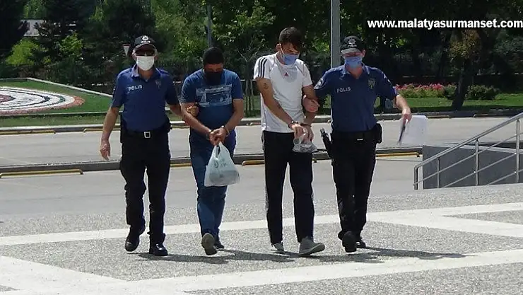 Bolu'da, aranması olan 1'i yabancı uyruklu 2 kişi uygulamada yakalandı