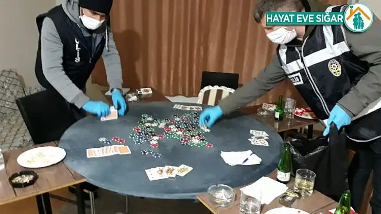 Bolu'da, kumarhaneye çevrilen eve operasyon: 13 gözaltı