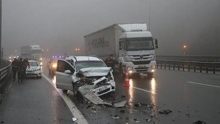 Bolu'da TEM Otoyolu'nda kaza  6 yaralı