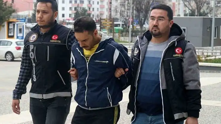 Bolu'da, uyuşturucu ile yakalanan Suriye uyruklu şahıs tutuklandı