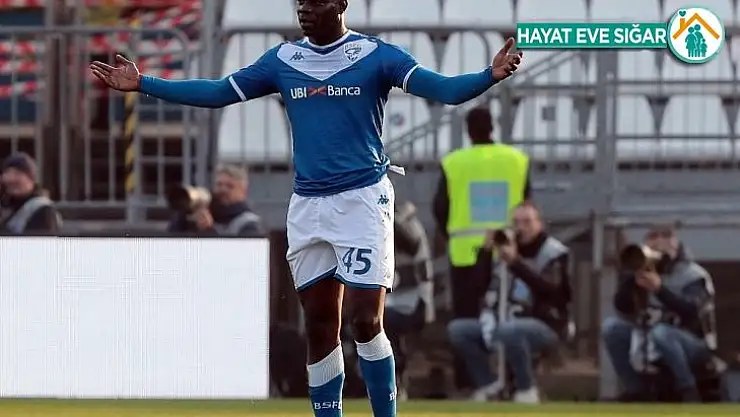 Brescia, Balotelli'nin sözleşmesini feshetti