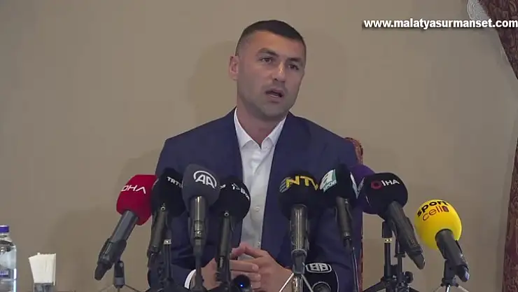Burak Yılmaz, futbolu bıraktığını açıkladı