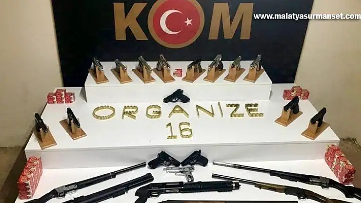 Bursa'da silah tacirlerine şafak operasyonu: 32 gözaltı