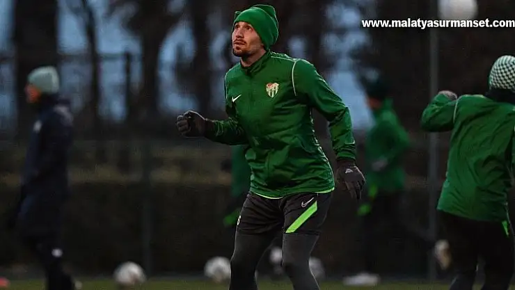 Bursaspor'un Antalya kampı başladı