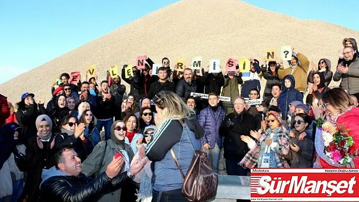 Büyükelçi Berger, Nemrut Dağı'nda romantik evlilik teklifine tanık oldu