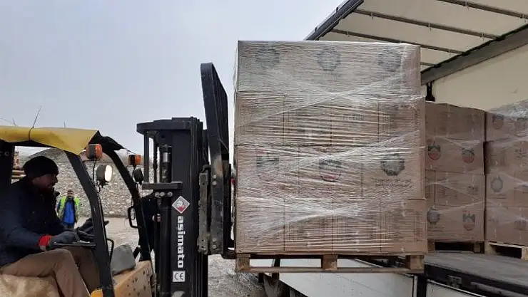 Büyükşehir Belediyesi'nden Elazığ'a gıda yardımı