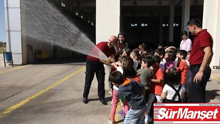 Büyükşehir Belediyesi'nden öğrencilere itfaiye eğitimi