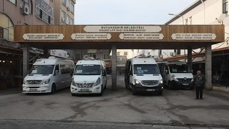 Büyükşehir Belediyesi'nden tabelalara düzenleme