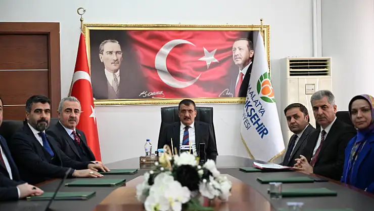 Büyükşehir ile Hizmet İş Sendikası arasında sözleşme imzalandı