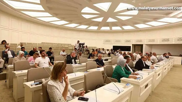 Büyükşehir meclisi toplandı