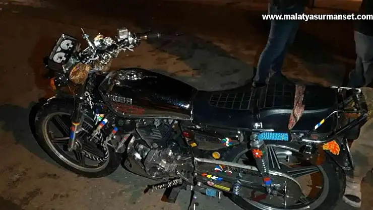 Çaldıkları motosikletle fazla gidemediler: 2 gözaltı