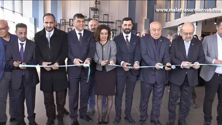 Çalışan Gazeteciler Günü'nde 'İz Bırakan Kalemler' sergisi