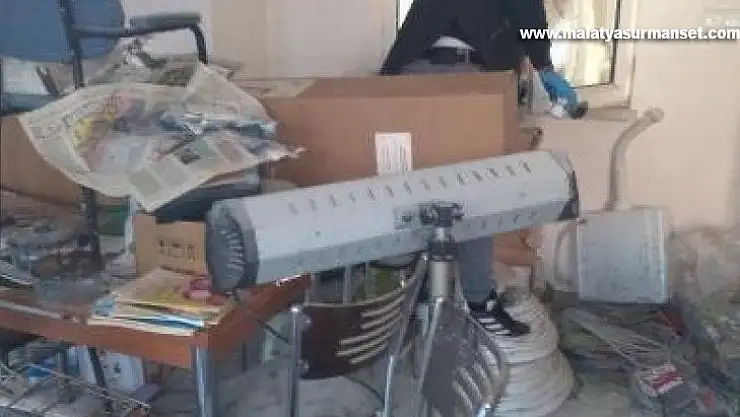 Camiden 15 bin liralık malzeme çalan hırsız yakalandı