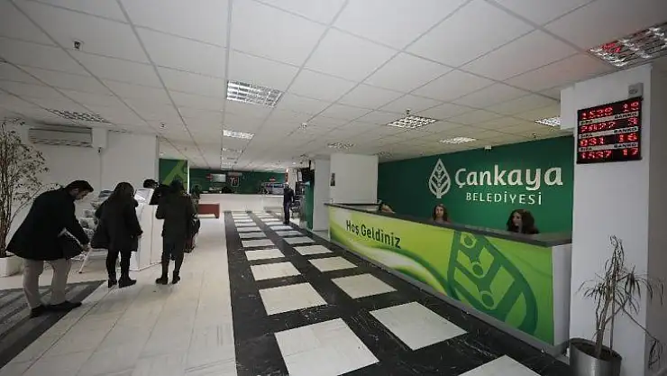 Çankayalının belediyedeki ilk adresi 'hoş geldiniz masası' oldu