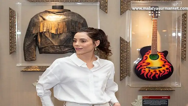 Cansu Dere  İspanya'ya Daha Sik Gelmeyi Planliyorum  Dedi.