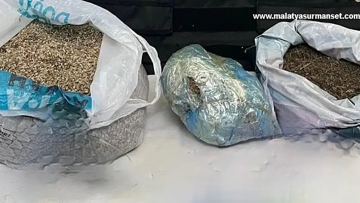 Çantasından 3 kilo uyuşturucu çıktı
