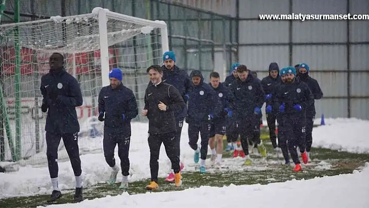 Çaykur Rizespor, Alanyaspor maçı hazırlıklarına ara vermeden başladı