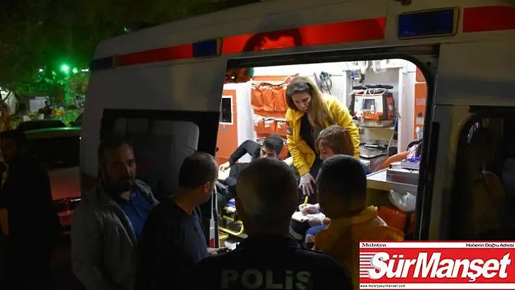 Cebinde taşıdığı bıçak bacağına saplandı