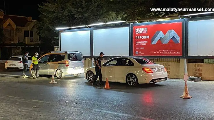Çeşme polisinden sıkı denetim