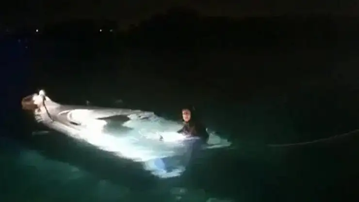 Çeşme'de kaçakları taşıyan tekne battı: 8'i çocuk 11 ölü
