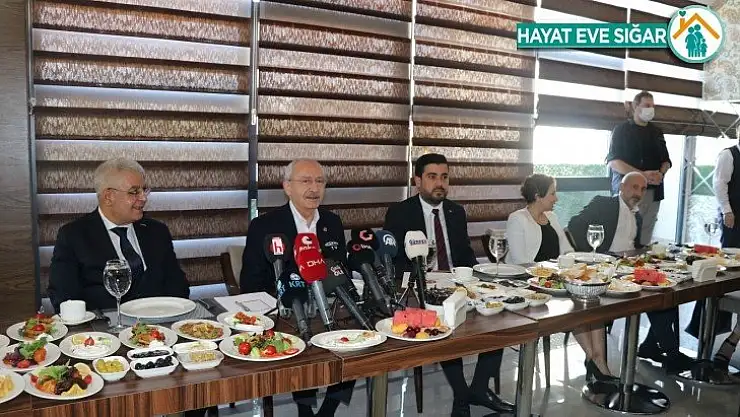 CHP Genel Başkanı Kılıçdaroğlu Kılıçdaroğlu: 'HDP Genel Başkanı 'İttifak yapmayacağız' dedi'